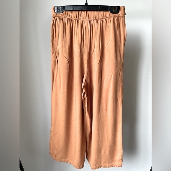 Workhall High-Waisted Wide-Leg Culottes Pants in Rust - Picture 5 of 6